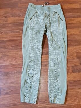 XCVI Wearables Olive Ruched Pull-On Crop Pants NWT